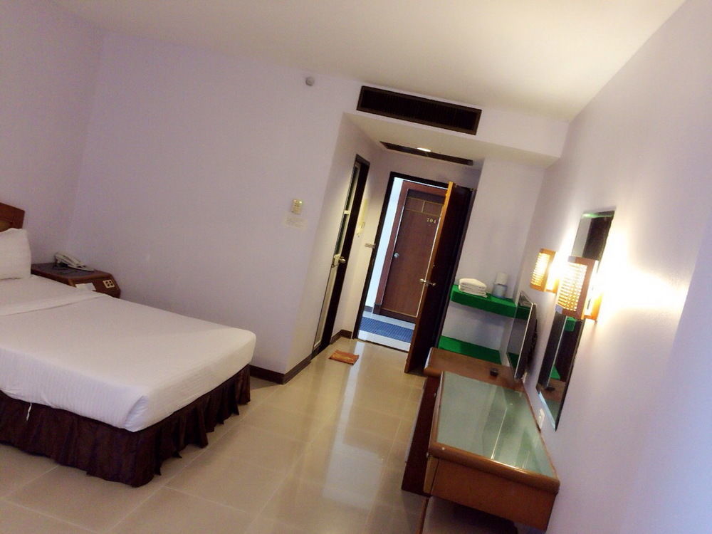 Chudchada Place Hat Yai Exterior foto