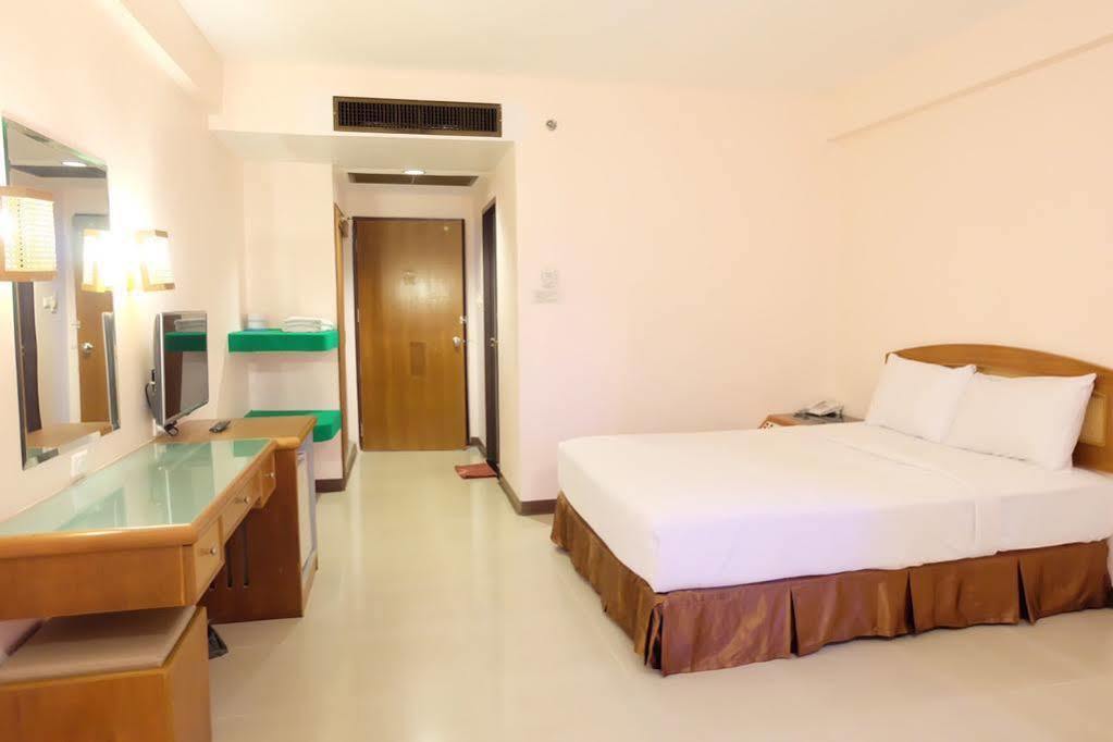 Chudchada Place Hat Yai Exterior foto